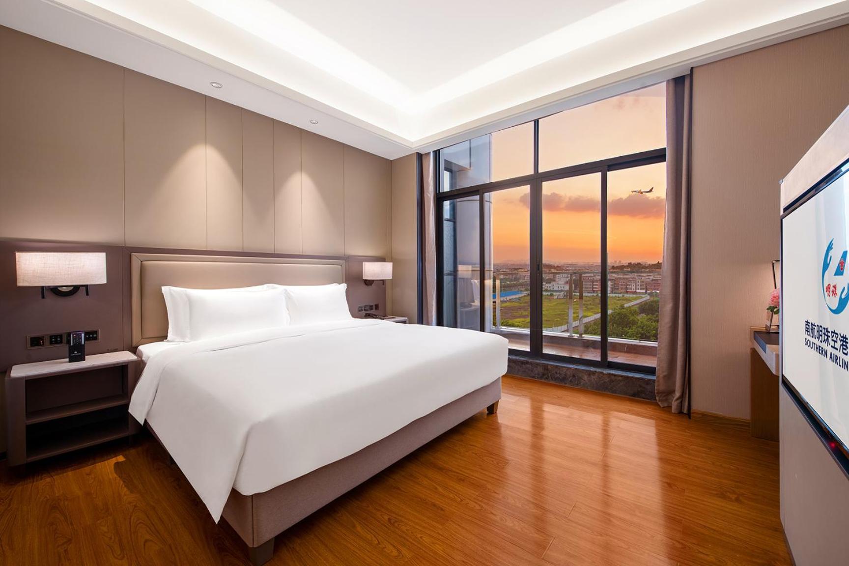 Guangzhou Southern Airlines Pearl Airport Hotel- Free Shuttle Bus To Airport Экстерьер фото